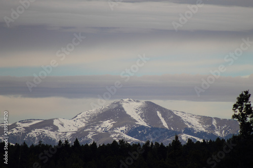 Fototapeta Naklejka Na Ścianę i Meble -  Winter Skies over Sierra Blanca Peak in New Mexico