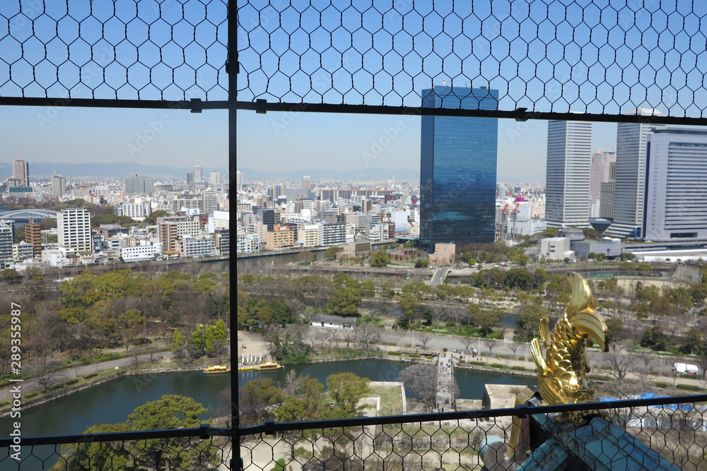 Fototapeta premium The Osaka Castle in japan tokyo