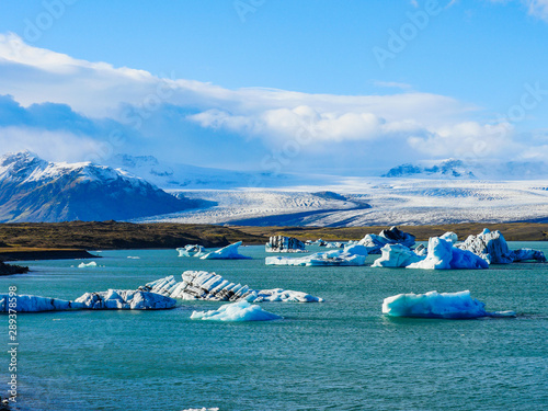 Obraz na plátně Iceland blue glacier lagoon in summer