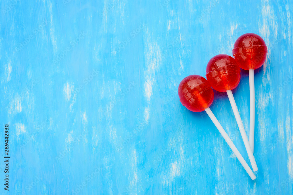 Asymmetric red lollipops minimalism Asymmetric red lollipops minimalism
