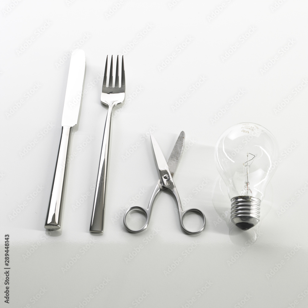 Messer, Gabel, Schere, Licht Messer, Gabel, Schere, Licht