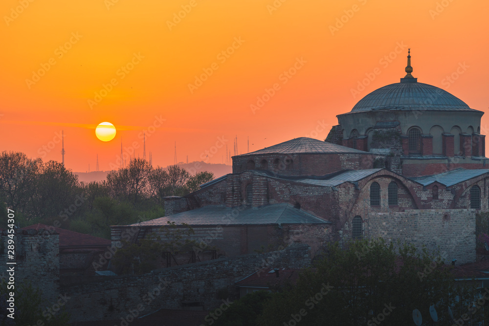 Naklejka premium Hagia Sophia at morning twilight