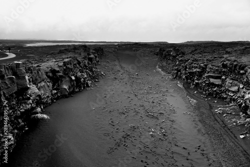 Fußspuren in der Kontinentalspalte zwischen der Nordamerikanischen und der Eurasischen Platte bei Sandvik photo