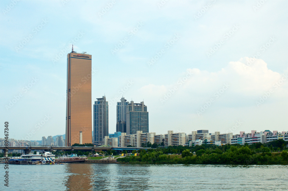 Fototapeta premium View to 63 building from the Hang river