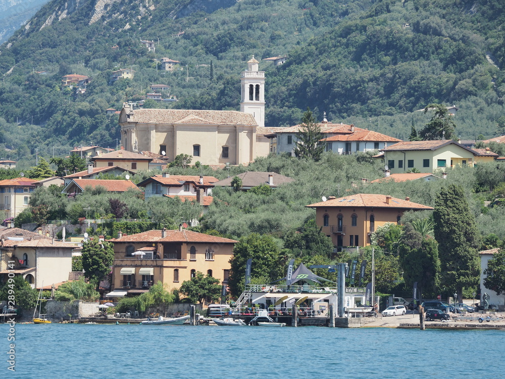 Malcesine – malerische Gemeinde am Ostufer des Gardasees in Norditalien