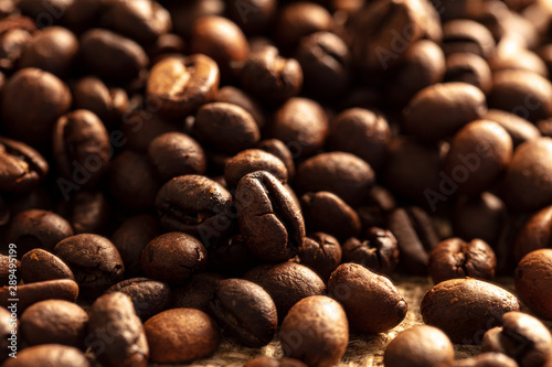 coffee beans background (ID: 289495199)