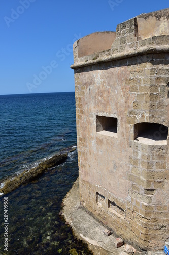 Fototapeta Naklejka Na Ścianę i Meble -  Alghero baszty obronne Sardynia