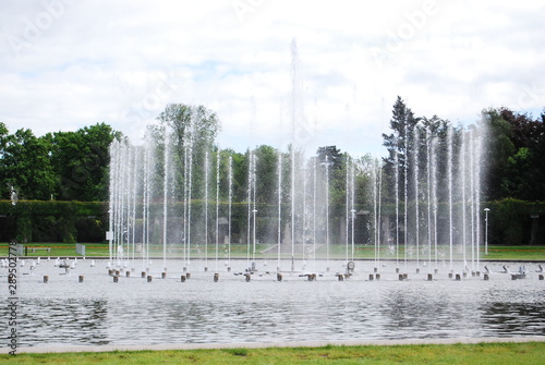 fountains, fountain, fontanny, woda, water, park, krajobraz, landscape photo