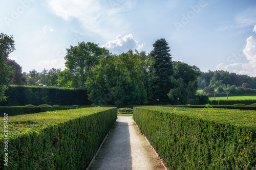 cesky krumlov garden