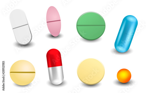 Set different vector realistic pills