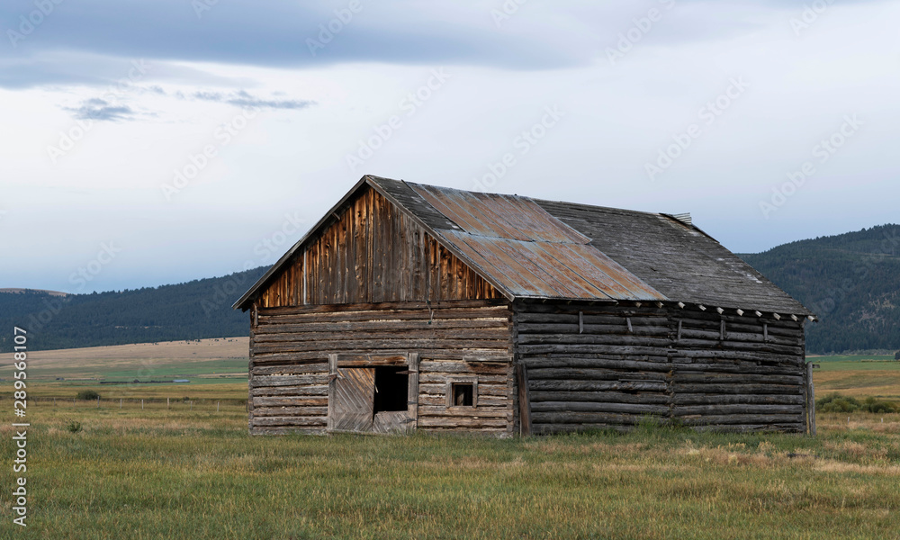 Barns of Montana