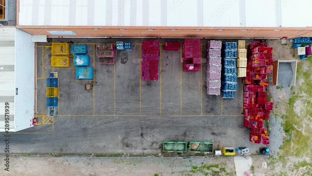 Separación de basura  vista con dron