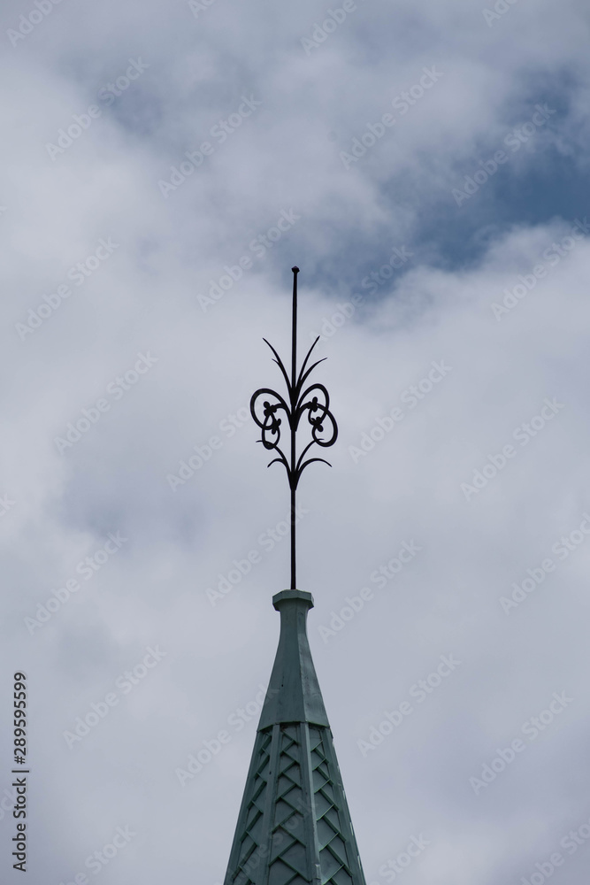 Decorative spire