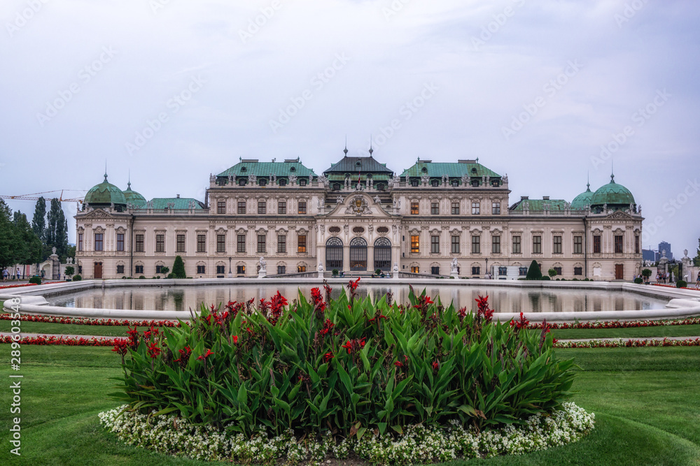 upper belvedere palace garden