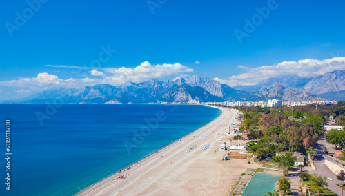 Fototapeta Naklejka Na Ścianę i Meble -  Konyaalti beach, Antalya