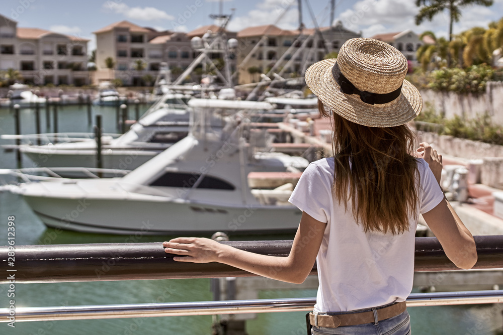 Fototapeta premium young woman on the bridge