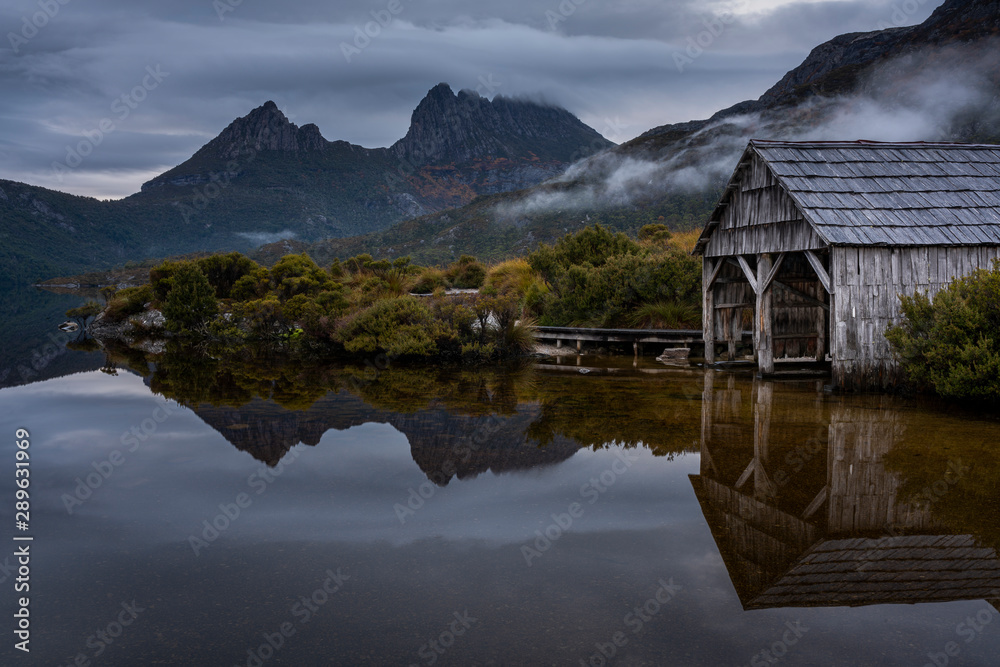 Fototapeta premium The Dove Lake boat shed at Cradle Mountain, Tasmania
