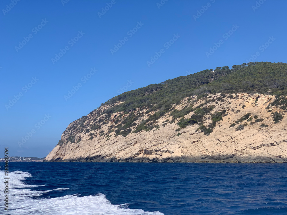 Felsen an der Mittelmeerküste