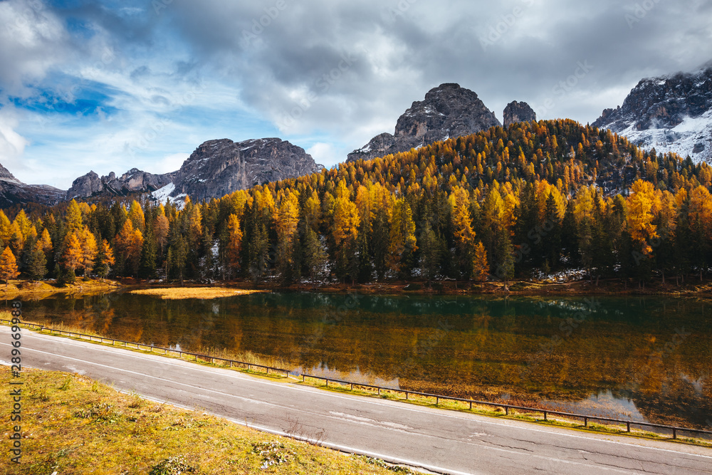 Splendid lake Antorno in National Park Tre Cime di Lavaredo. Location Dolomiti alps, South Tyrol, Italy, Europe.