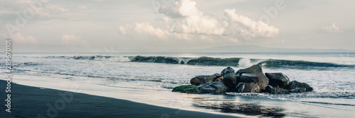 Blacksandbeach 