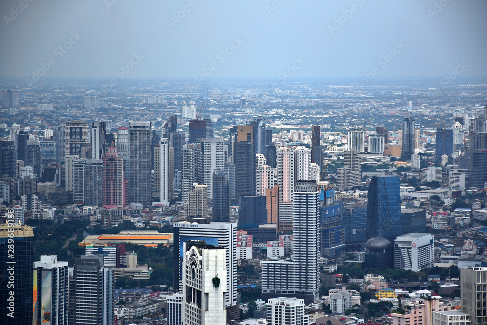 Fototapeta premium Bangkok - King Power MahaNakhon Skyscraper - Indoor and Outdoor 360-degree Observation Deck, Glass Tray Experience, Hydraulic Glass Lift