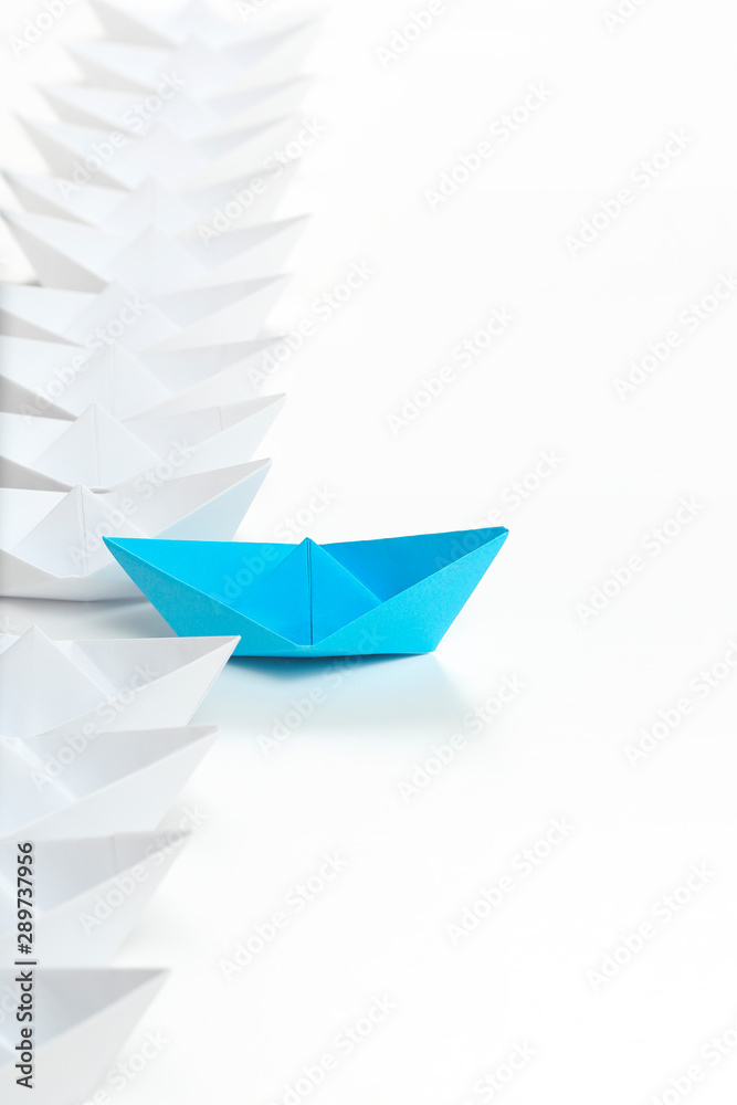 paper boat race