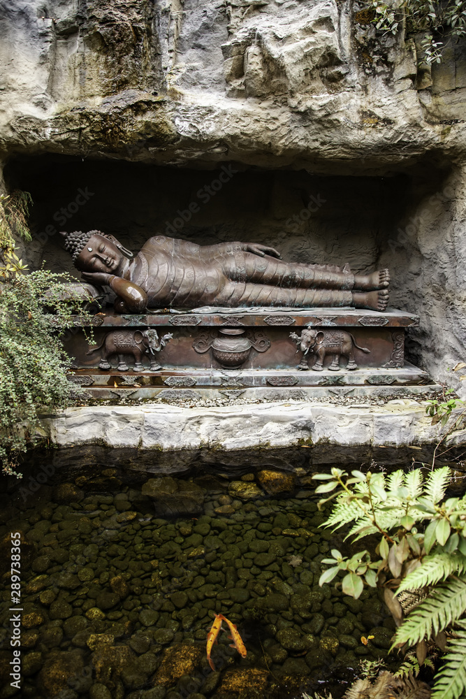 Fototapeta premium Buddha statue