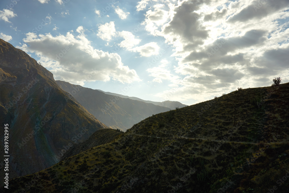 Amanecer en el cañón del Colca de Arequipa