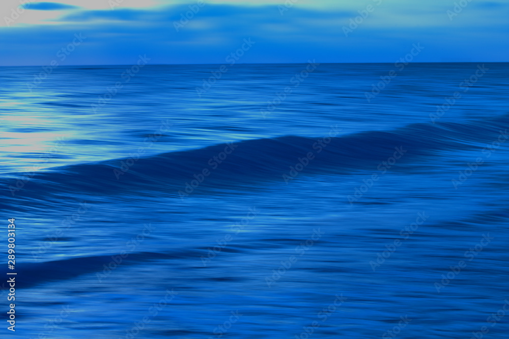 Obraz premium sea and sky,nature,seascape,blue,wave,motion,evening,horizon,