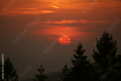Zachód słońca Szczawnik Muszyna photo