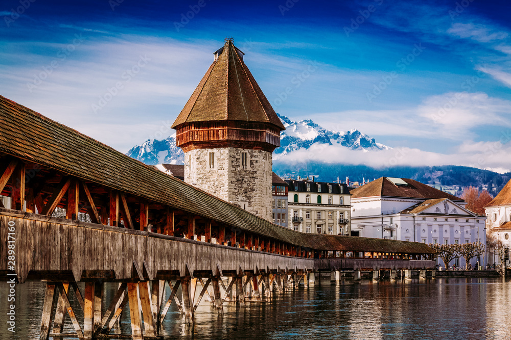 Fototapeta premium Kapellbrucke historic Chapel Bridge and Water Tower landmarks in Lucern, Switzerland