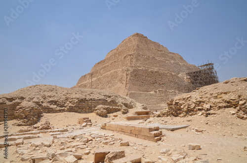 SAQQARAH PYRAMIDE A DEGR  S DU PHARAON DJESER 2700 AV J.C EGYPTER