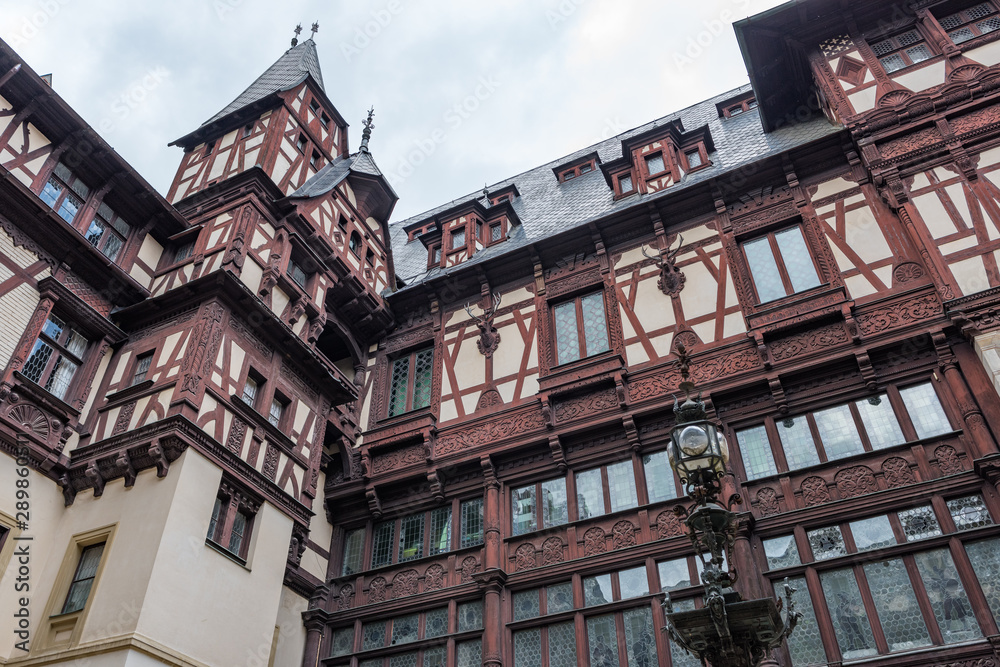 Fototapeta premium View of Peles castle in Sinaia, Romania