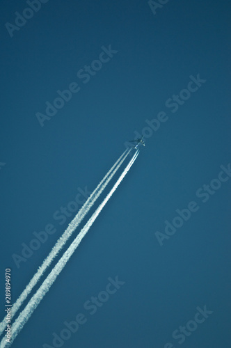 high altitude aircraft with inversion track