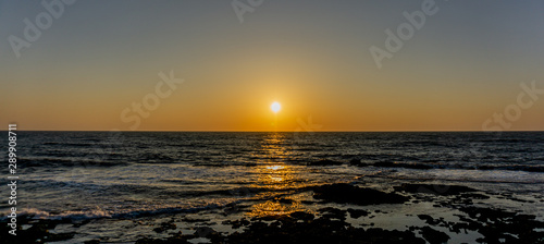 Fototapeta Naklejka Na Ścianę i Meble -   Picturesque Sunset at Goa