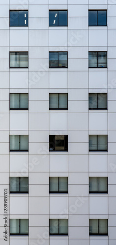 Canvas Print texture ready white facade with windows of an office building in tokyo japan