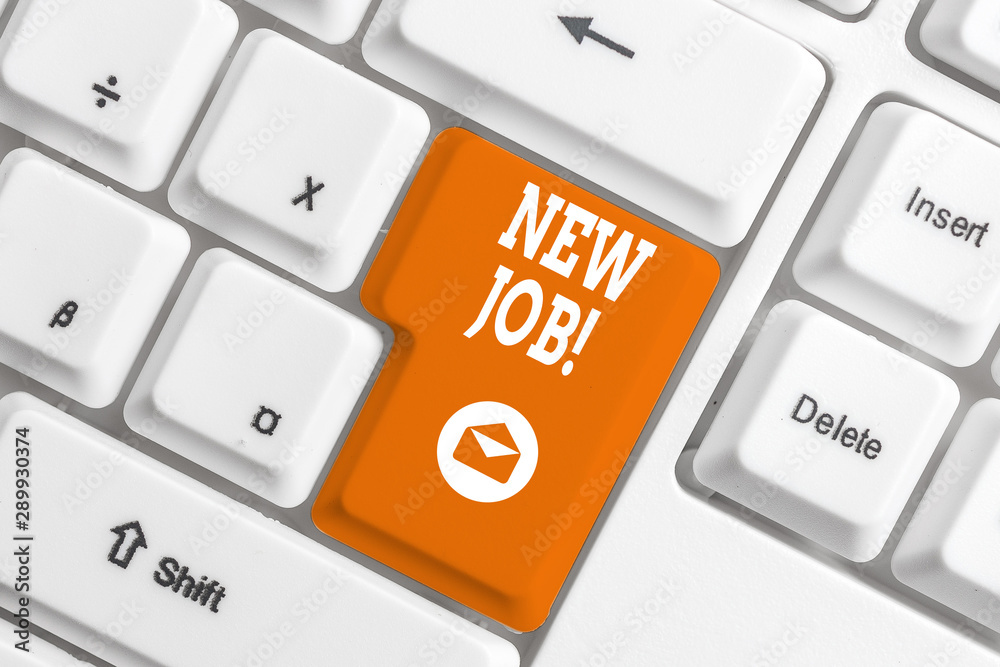 Conceptual hand writing showing New Job. Concept meaning recently having paid position of regular employment White pc keyboard with note paper above the white background Conceptual hand writing showing New Job. Concept meaning recently having paid position of regular employment White pc keyboard with note paper above the white background