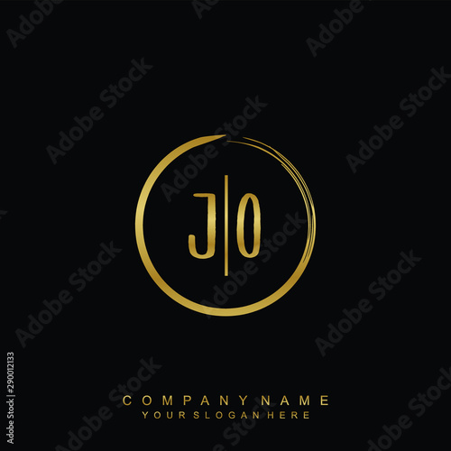 JO initials with a golden circle brush template