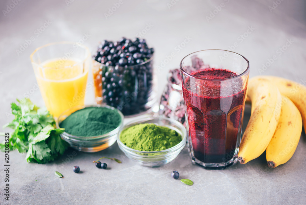 Fotografie Heavy metals detox smoothie