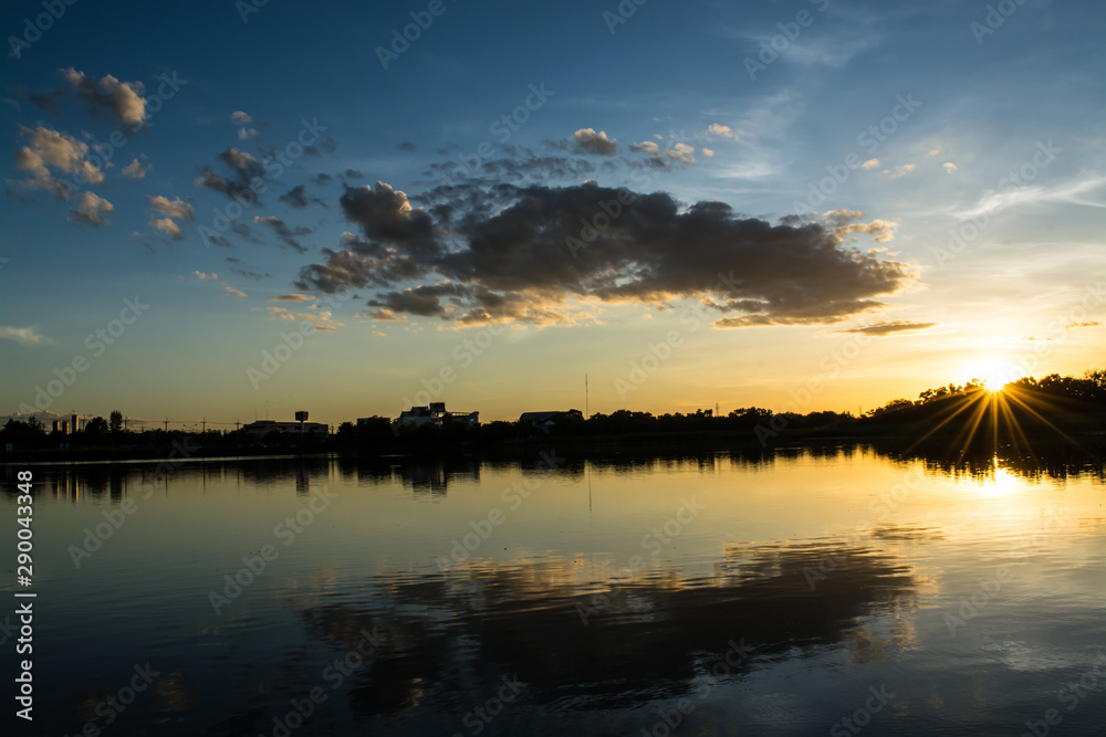 Fototapeta premium sunset over lake