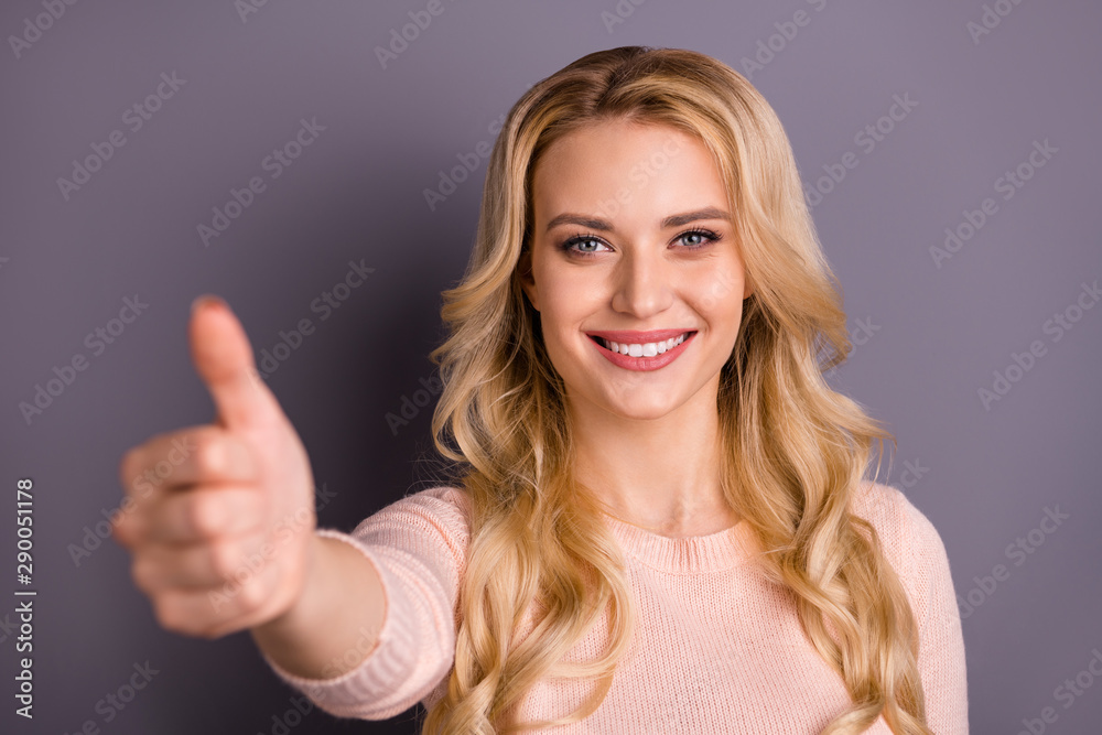 Close-up portrait of her she nice attractive lovely charming cute content cheerful cheery wavy-haired girl giving thumbup ad advert isolated over gray violet purple pastel color background Close-up portrait of her she nice attractive lovely charming cute content cheerful cheery wavy-haired girl giving thumbup ad advert isolated over gray violet purple pastel color background