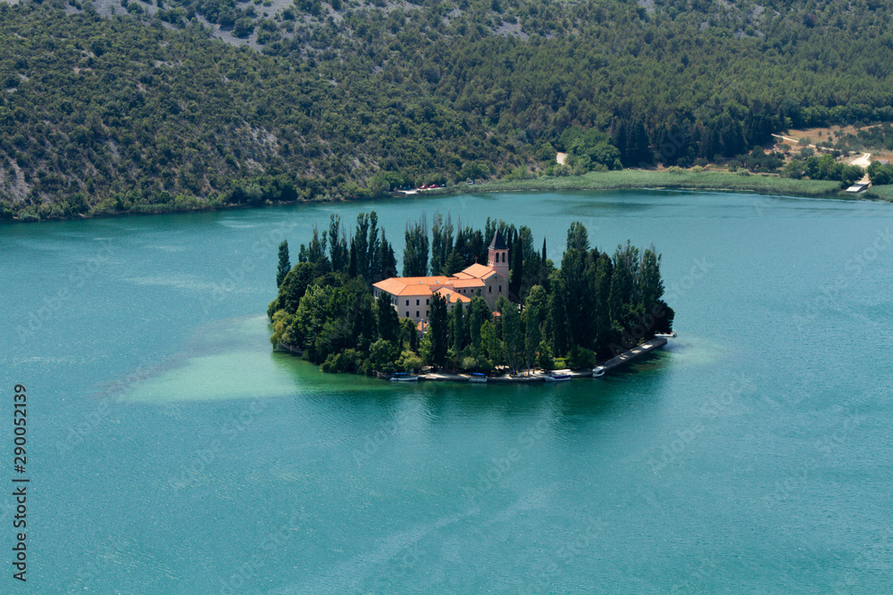 Chorwacja Monastyr Jezioro Wyspa