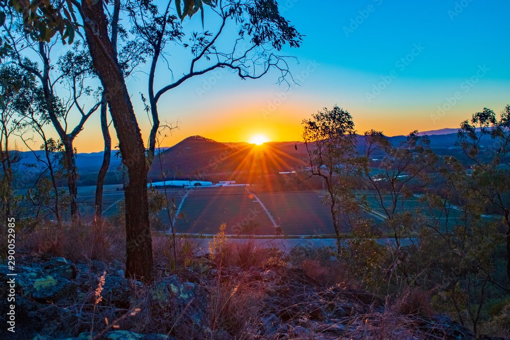 Fototapeta premium Mountain sunset