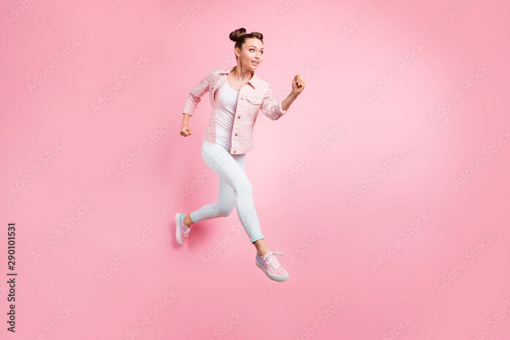 Full length body size view portrait of her she nice-looking attractive charming lovely focused strong sportive cheerful cheery girl running fast marathon isolated on pink pastel background Full length body size view portrait of her she nice-looking attractive charming lovely focused strong sportive cheerful cheery girl running fast marathon isolated on pink pastel background