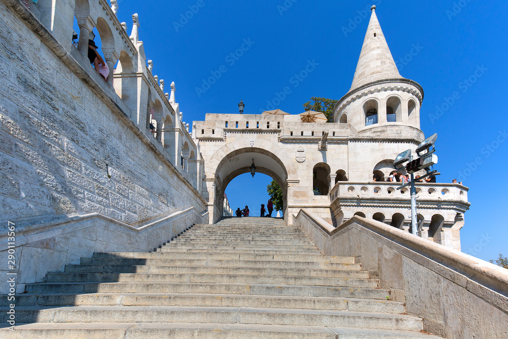 Fototapeta premium Fisherman Bastion, one of the best known monuments in the city, Budapest, Hungary