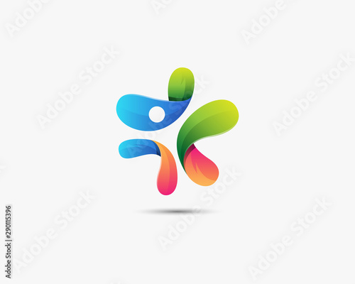 Healthy People logo. Negative space of health people. Happy people logo design concept.
