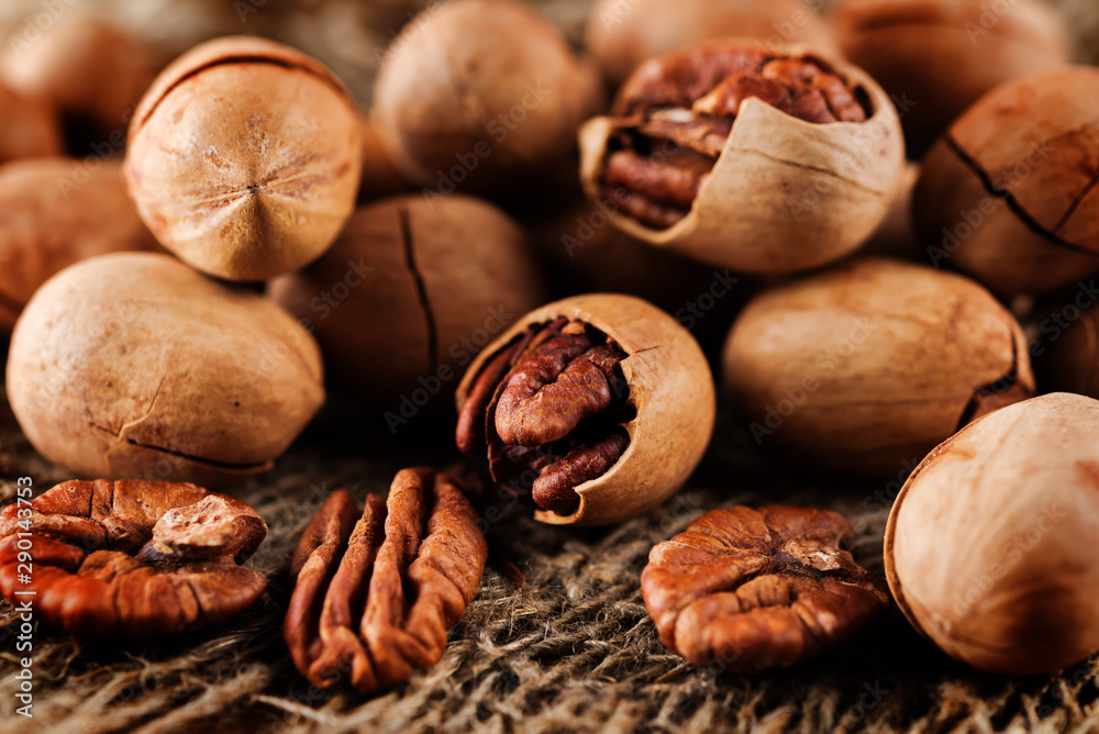 Fototapeta premium Pecan nuts