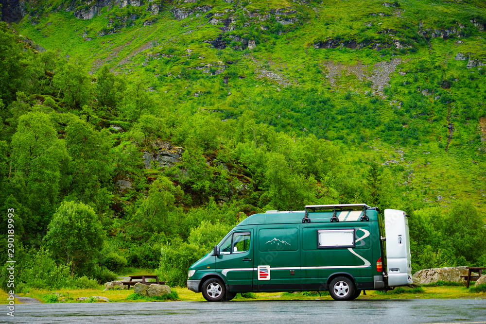 Fototapeta premium Camper van in norwegian mountains
