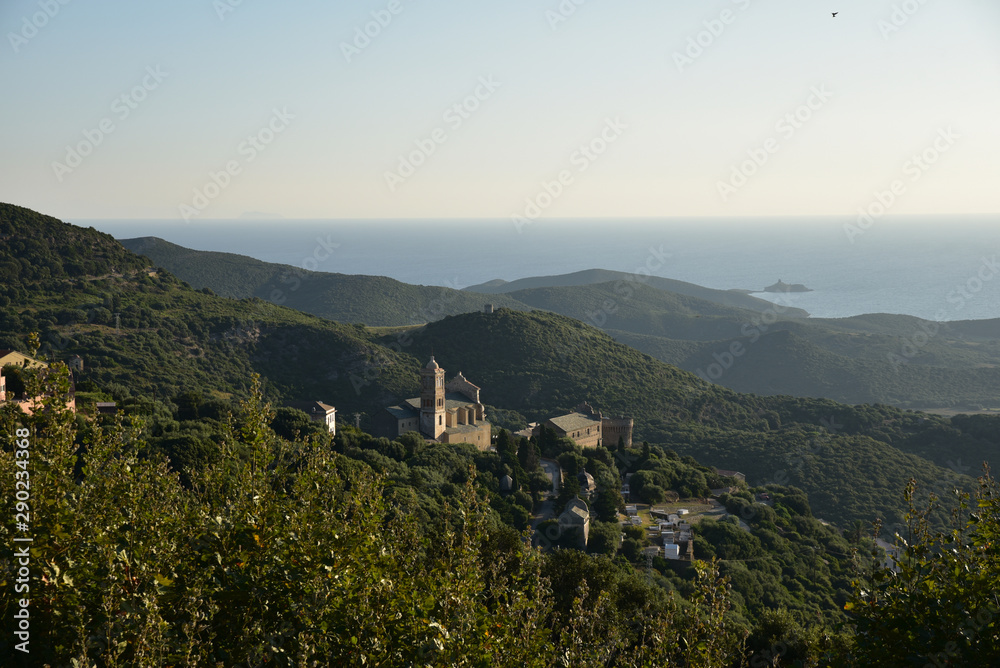 Village de Rogliano dans le cap Corse