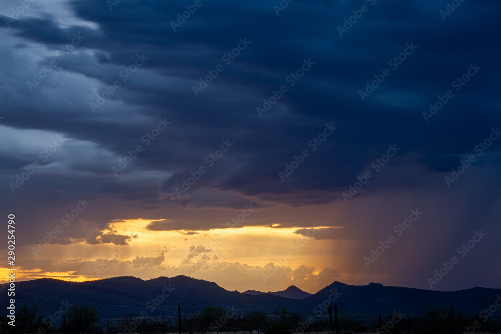 Fototapeta premium A sunset image of a monsoon in the Sonoran desert of Arizona.